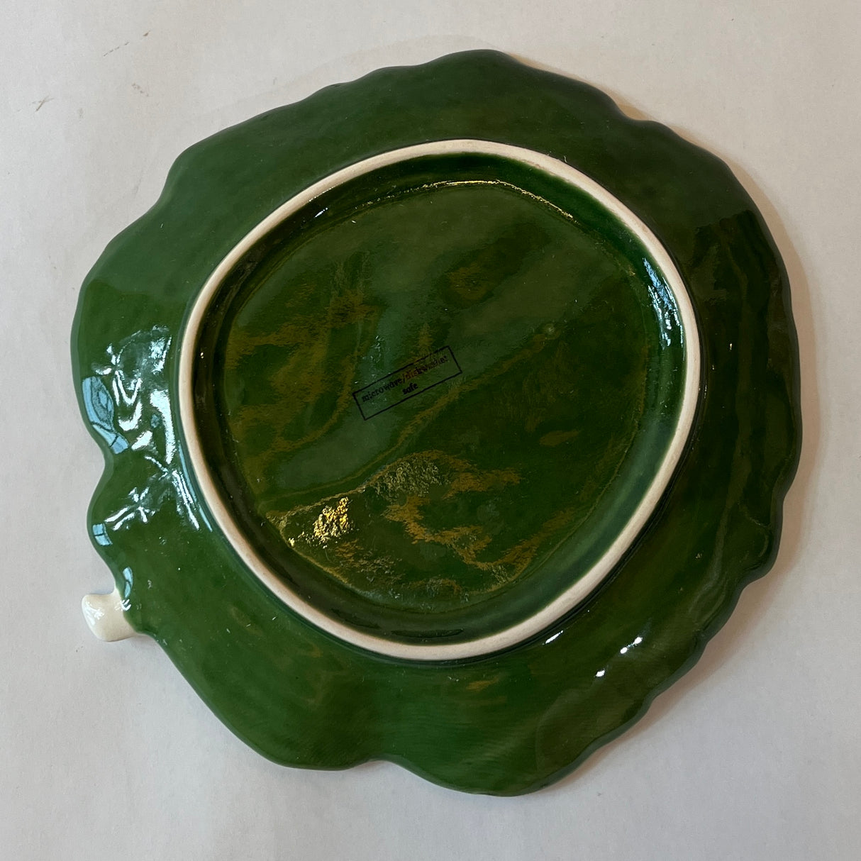 Hand-Painted Stoneware Cabbage Plate