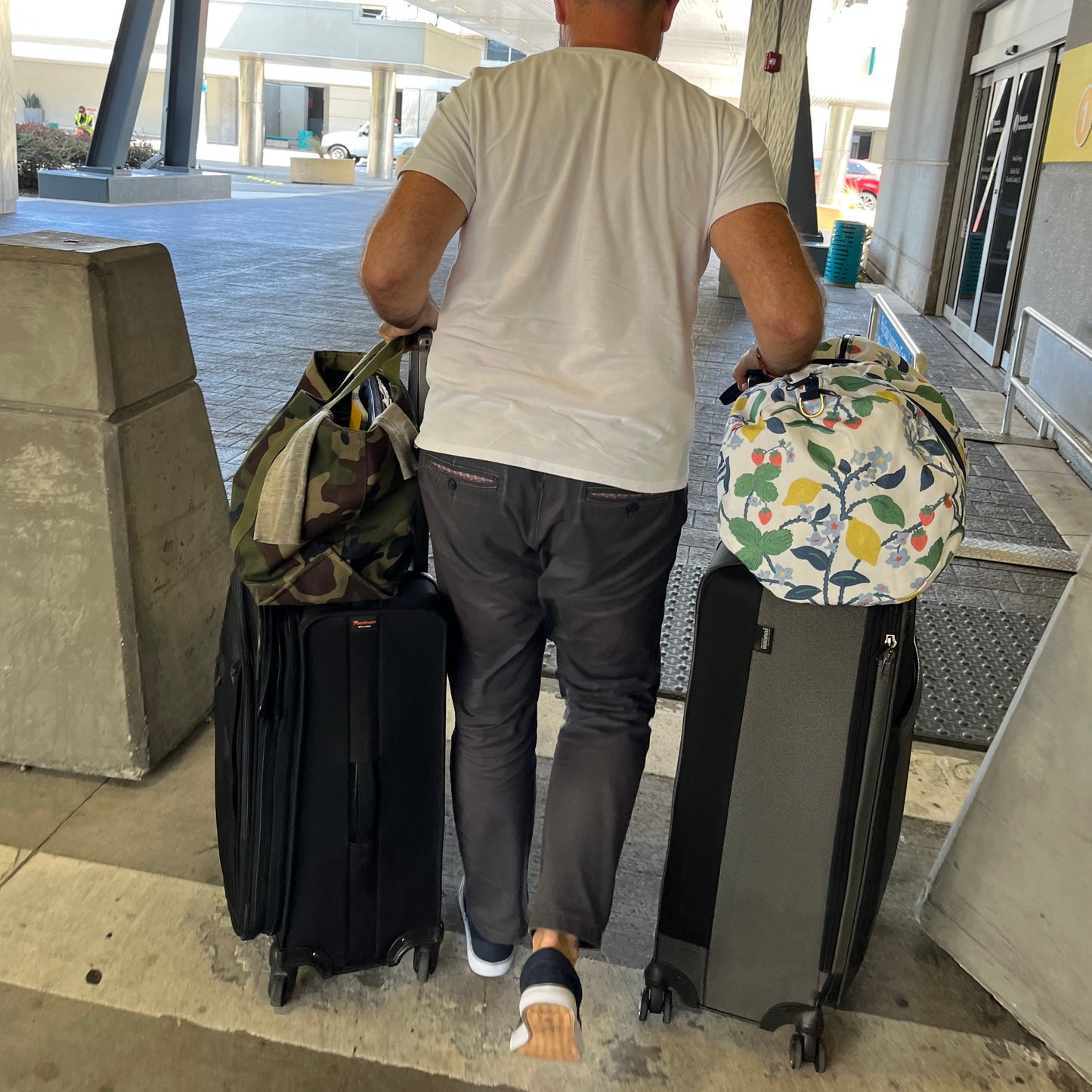 Jungle Road Bahama Pink Canvas Duffel