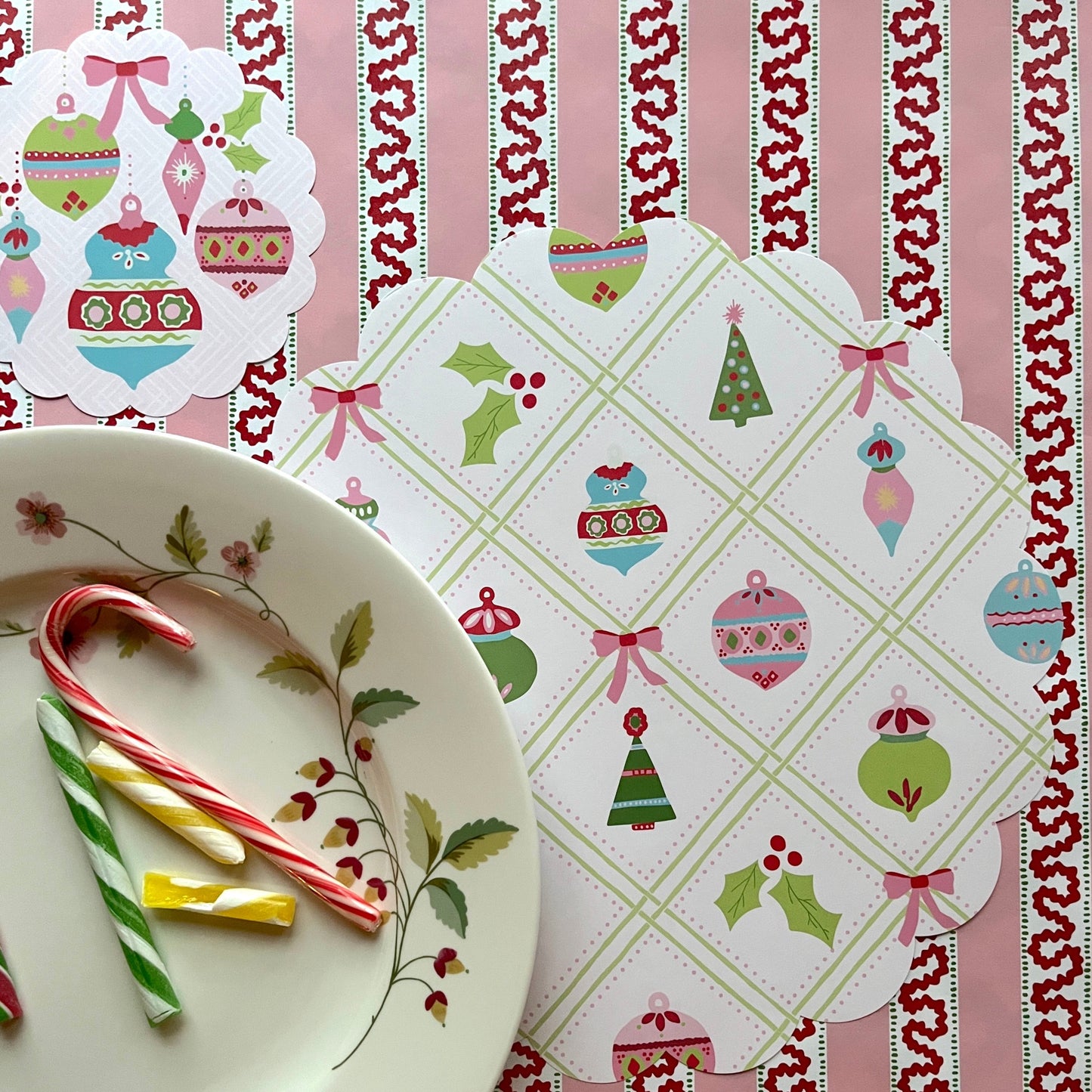 Darling Ornaments Christmas Doily Set