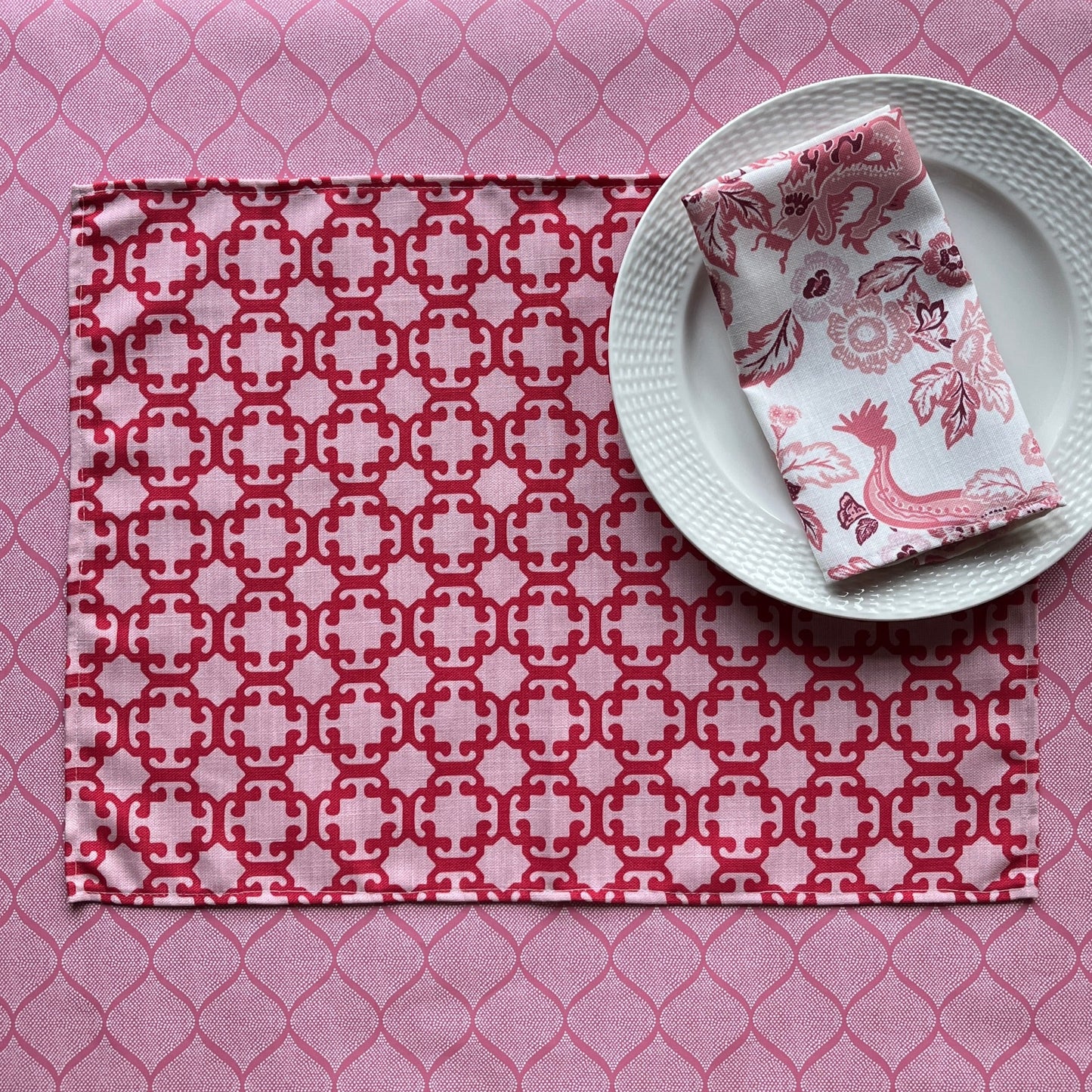 Alhambra Lacquer Red Washable Linen Placemats, Set of 4