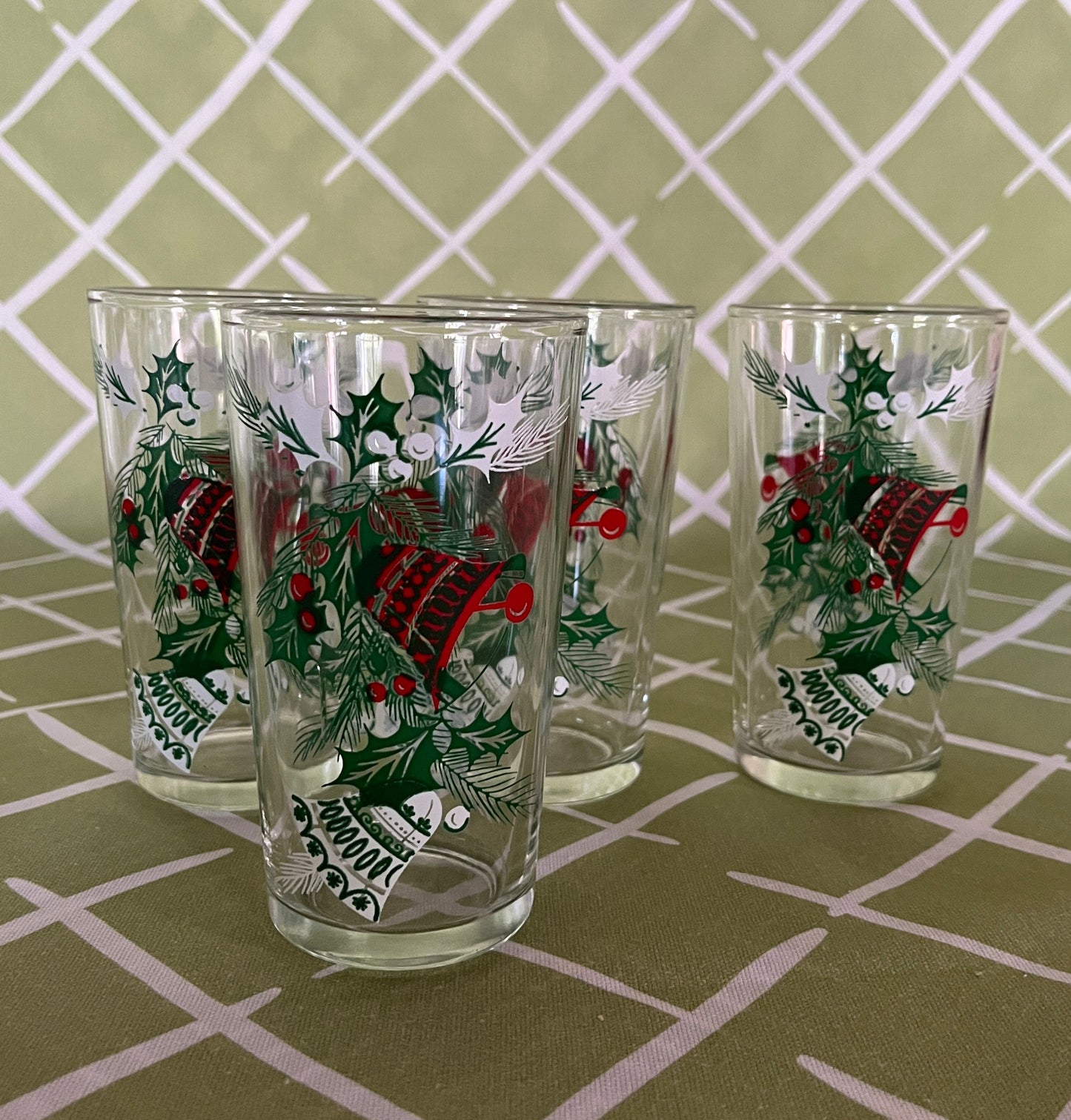 Vintage Ringing Bells Drinks Glasses, Set of 4