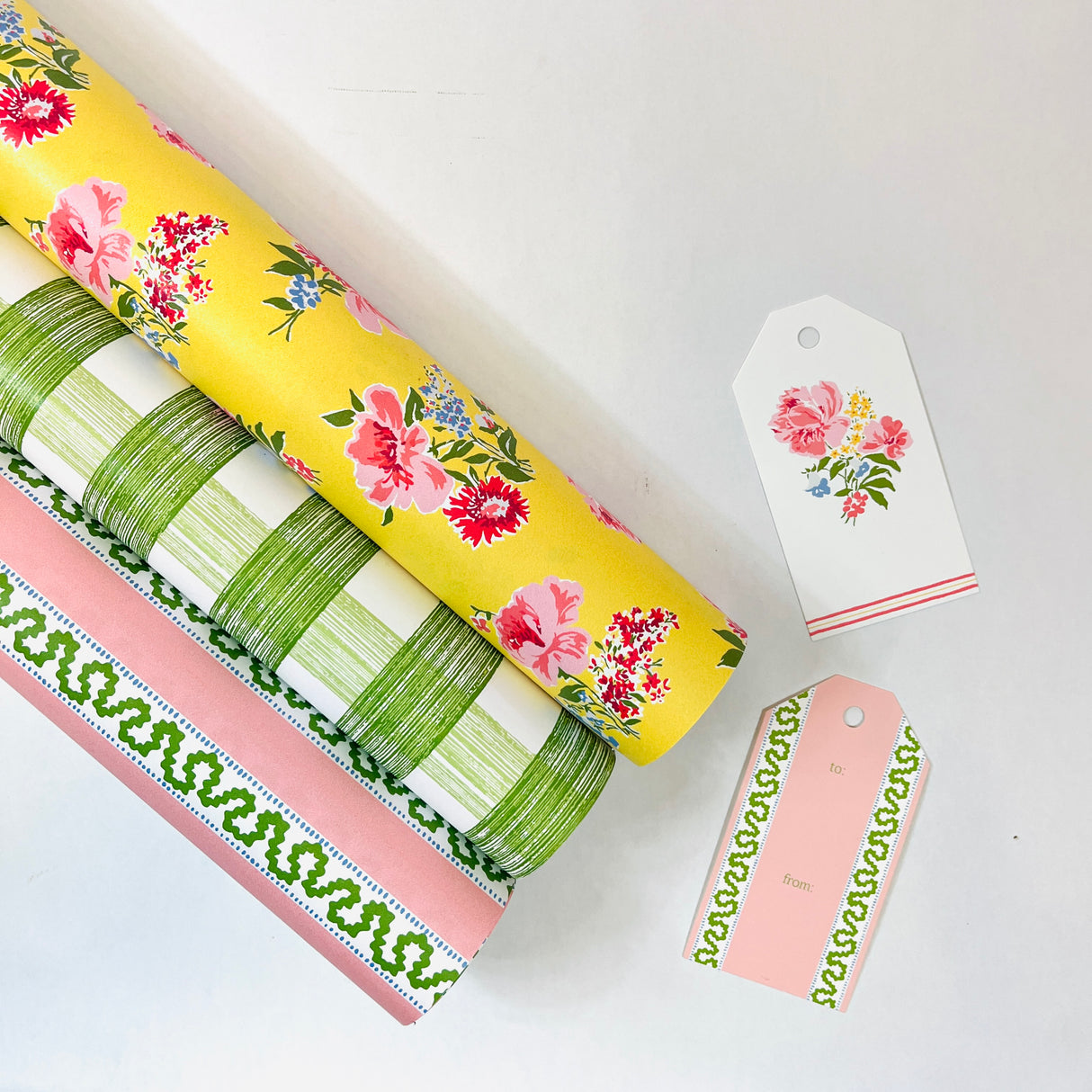 Bright and Cheerful Gift Wrap Set