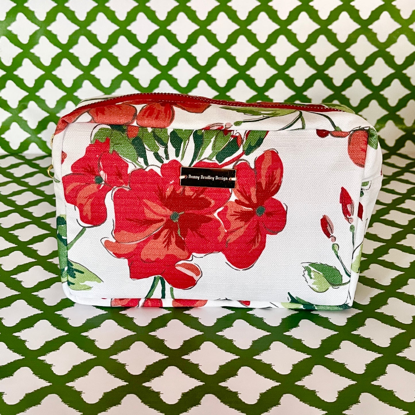 Medium Cosmetics and Toiletries Bag/Cottage Grove Geranium Red