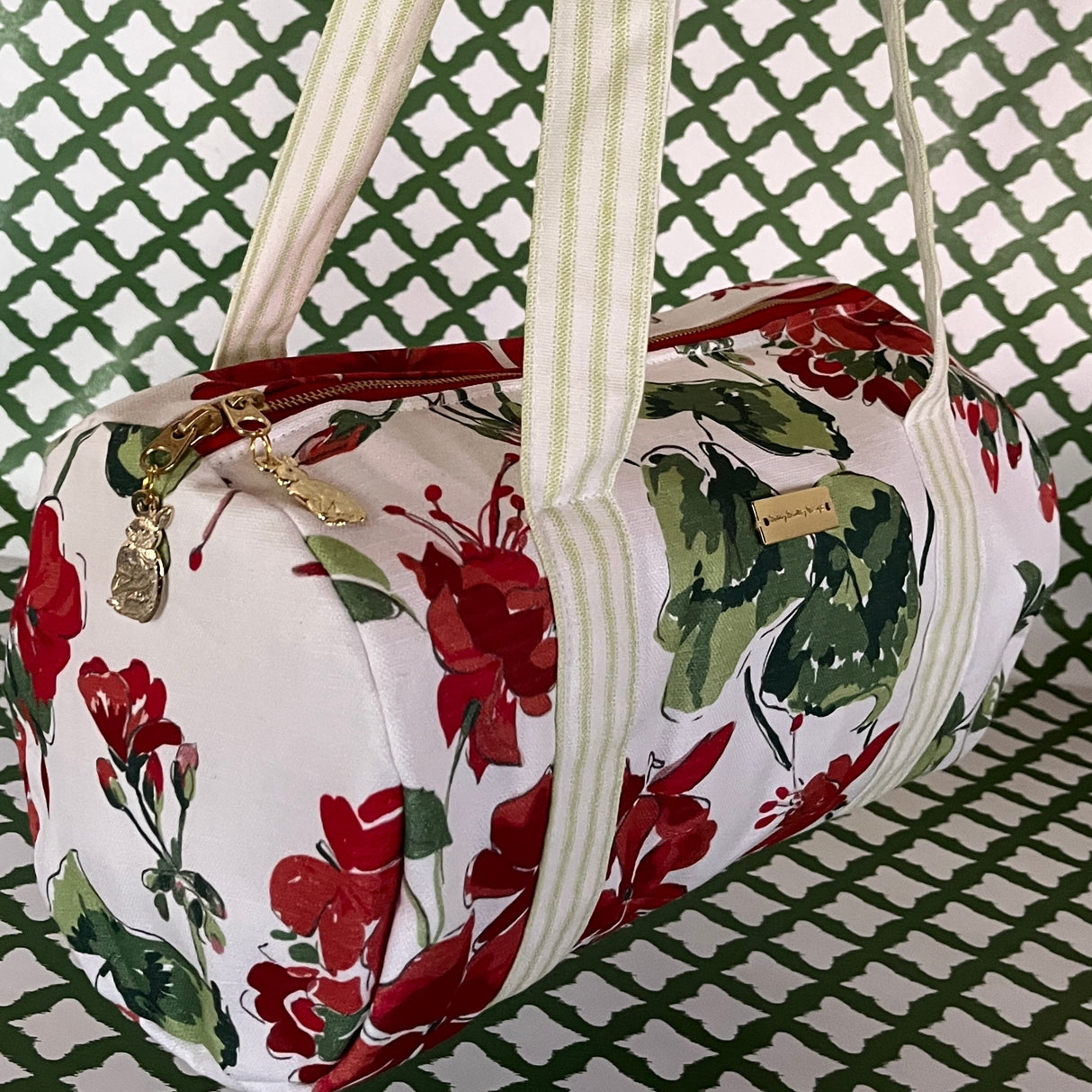 Barrel Bag/Cottage Grove Geranium Red