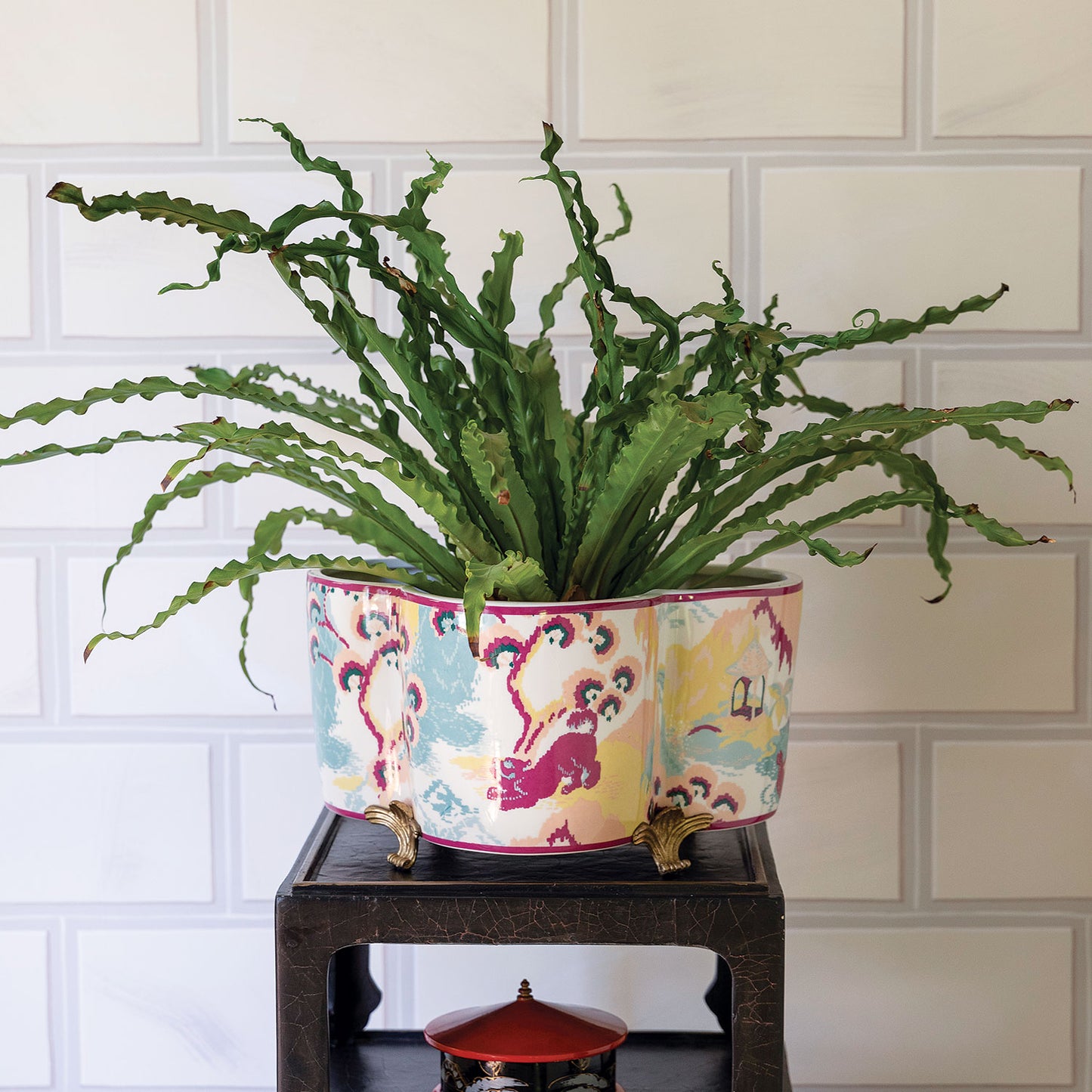 Old Peking Sangria Quatrefoil Planter