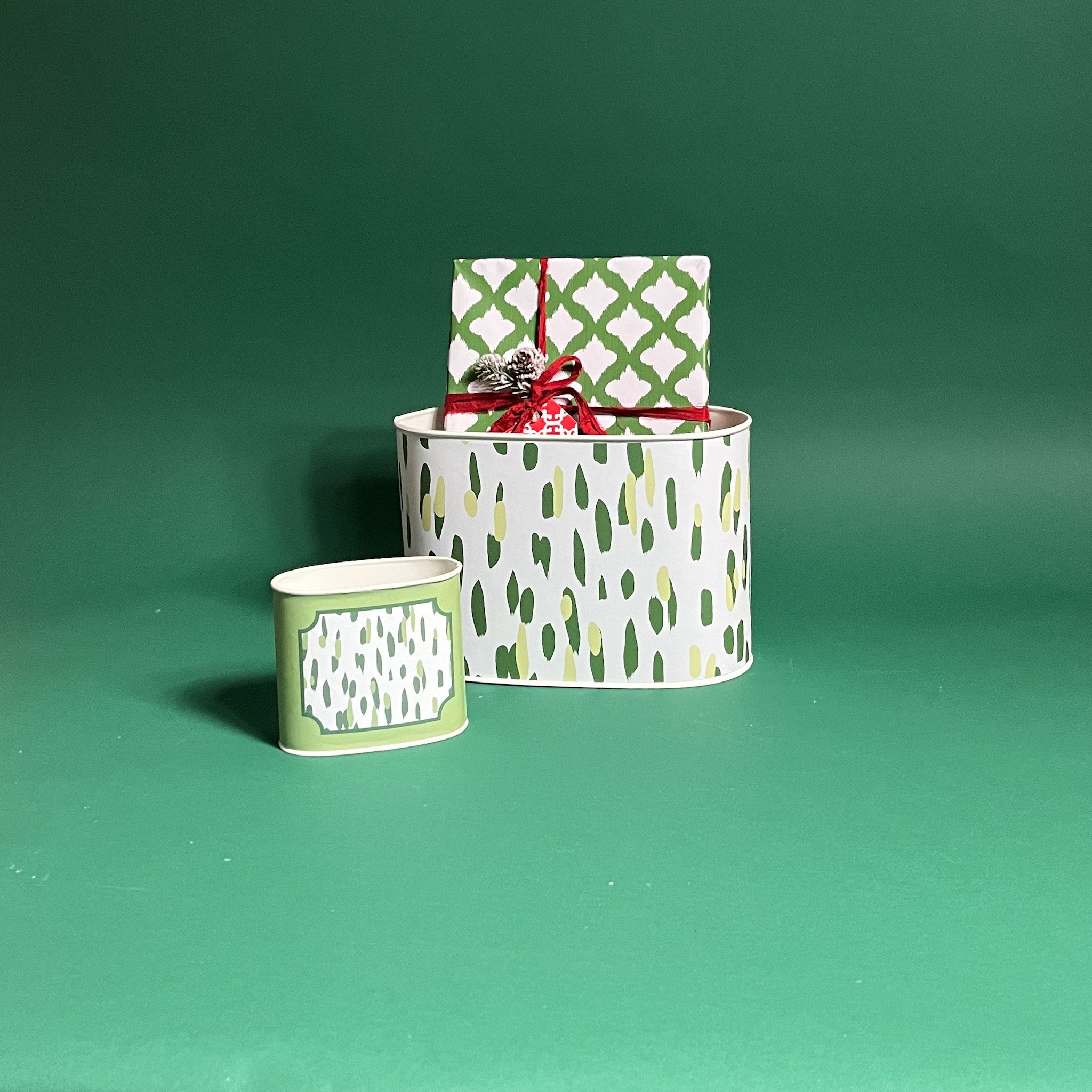 Club House meadow green filled duo of caddies in large and small on a green background