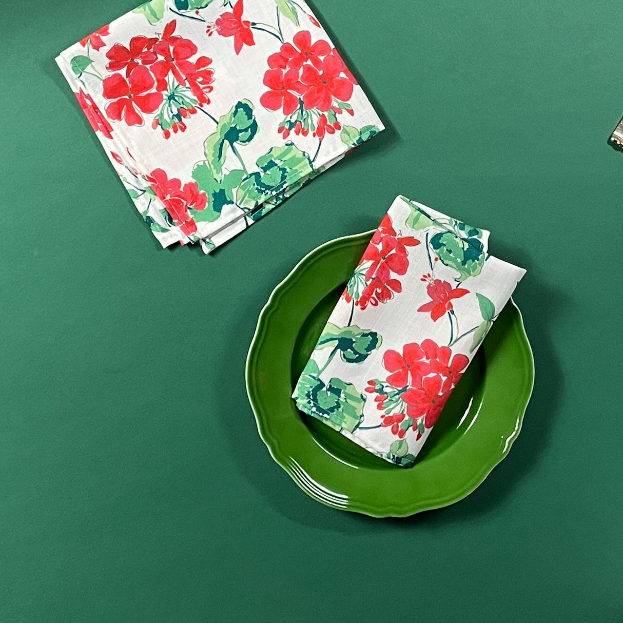 Cottage Grove Geranium Red No-Iron Dinner Napkins, Set of 2