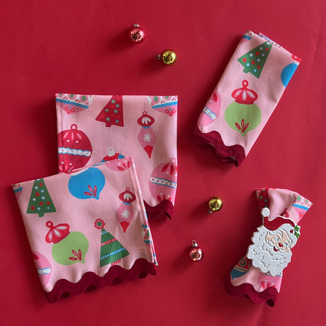 Four Darling Ornaments Christmas cloth dinner napkins with red ric rac trim