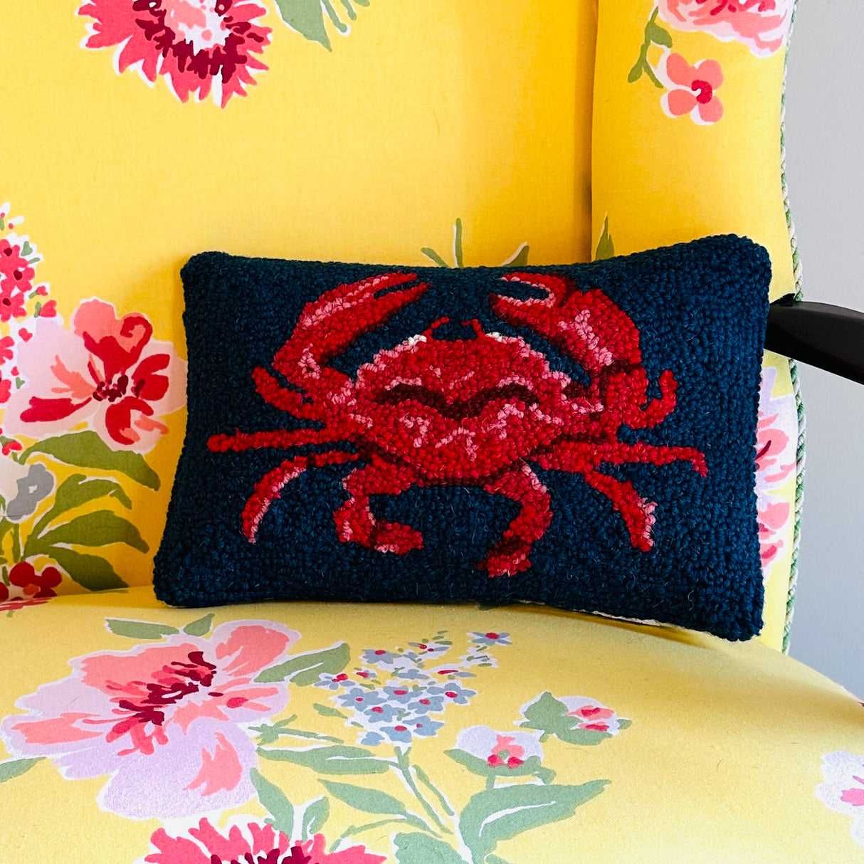 Crab Hooked Wool Pillow