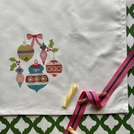 Darling Ornaments Christmas Tea Towel/Dish Towel/Guest Towel