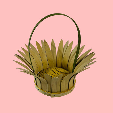 Longinberger Daisy-Shaped Wood Basket