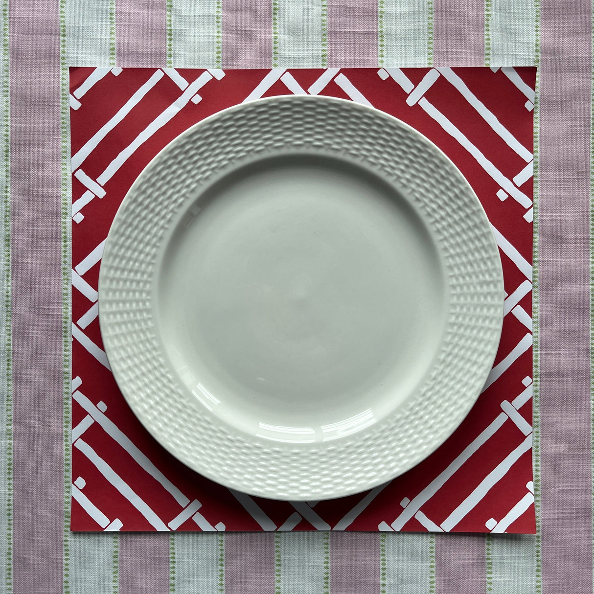 Island House Cranberry Red Square Paper Placemats, Pad of 20