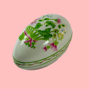 Frog-Themed Tastesetter by Sigma Lidded Egg Dish