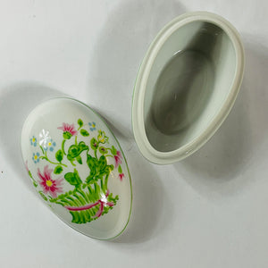 Frog-Themed Tastesetter by Sigma Lidded Egg Dish