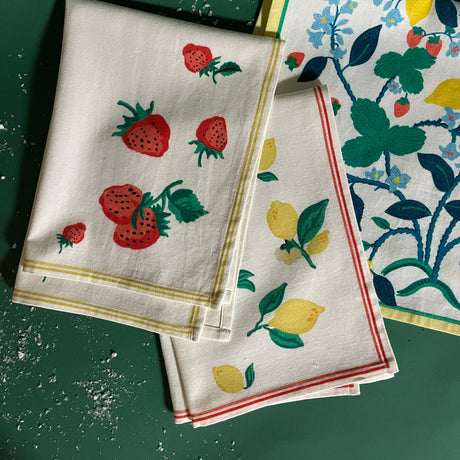 Strawberry Hill Tea Towel/Dish Towel/Guest Towel