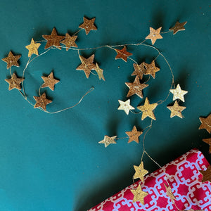 Sparkling Stars Gold Christmas Garland