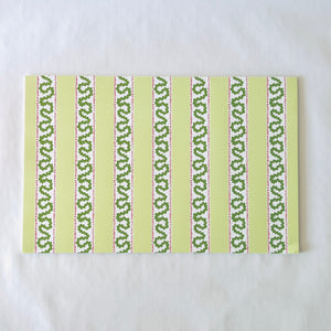 Harbor Trail Green Rectangular Paper Placemats, Pad of 20