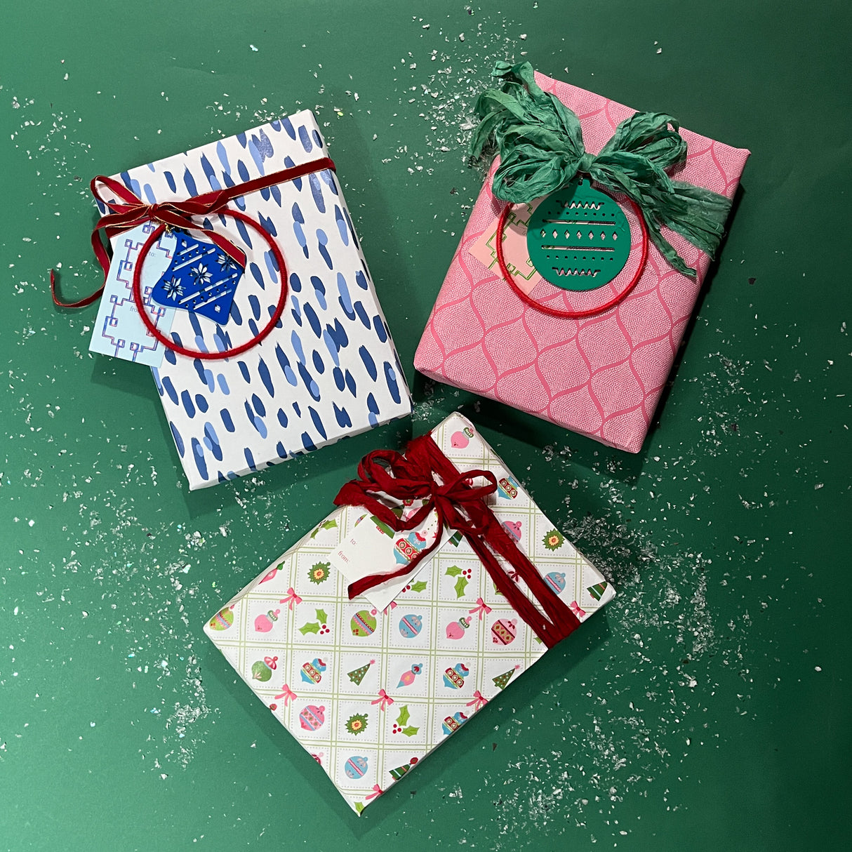 Darling Ornaments Christmas Gift Wrap Set