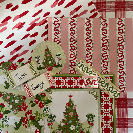 Holly & Ivy Tablescape in a Box, 4 Place Settings for 10