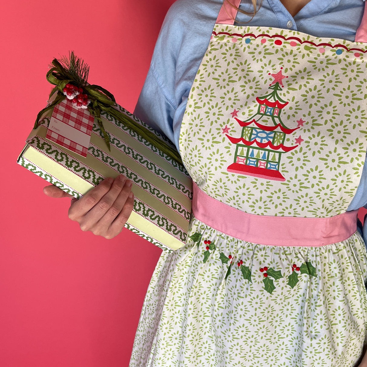 Pagoda/Holly Cotton Christmas Apron