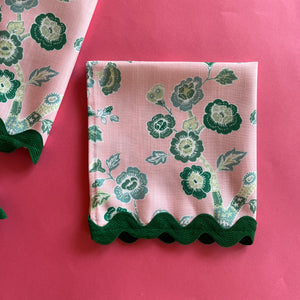 Temple Garden Pink/Green No-Iron Dinner Napkins with Green Ric Rack, Set of 2