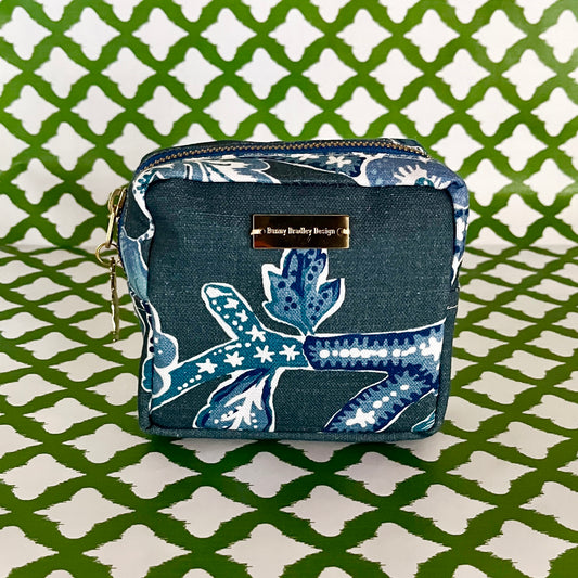 Small Cosmetics and Toiletries Bag/Temple Garden Navy
