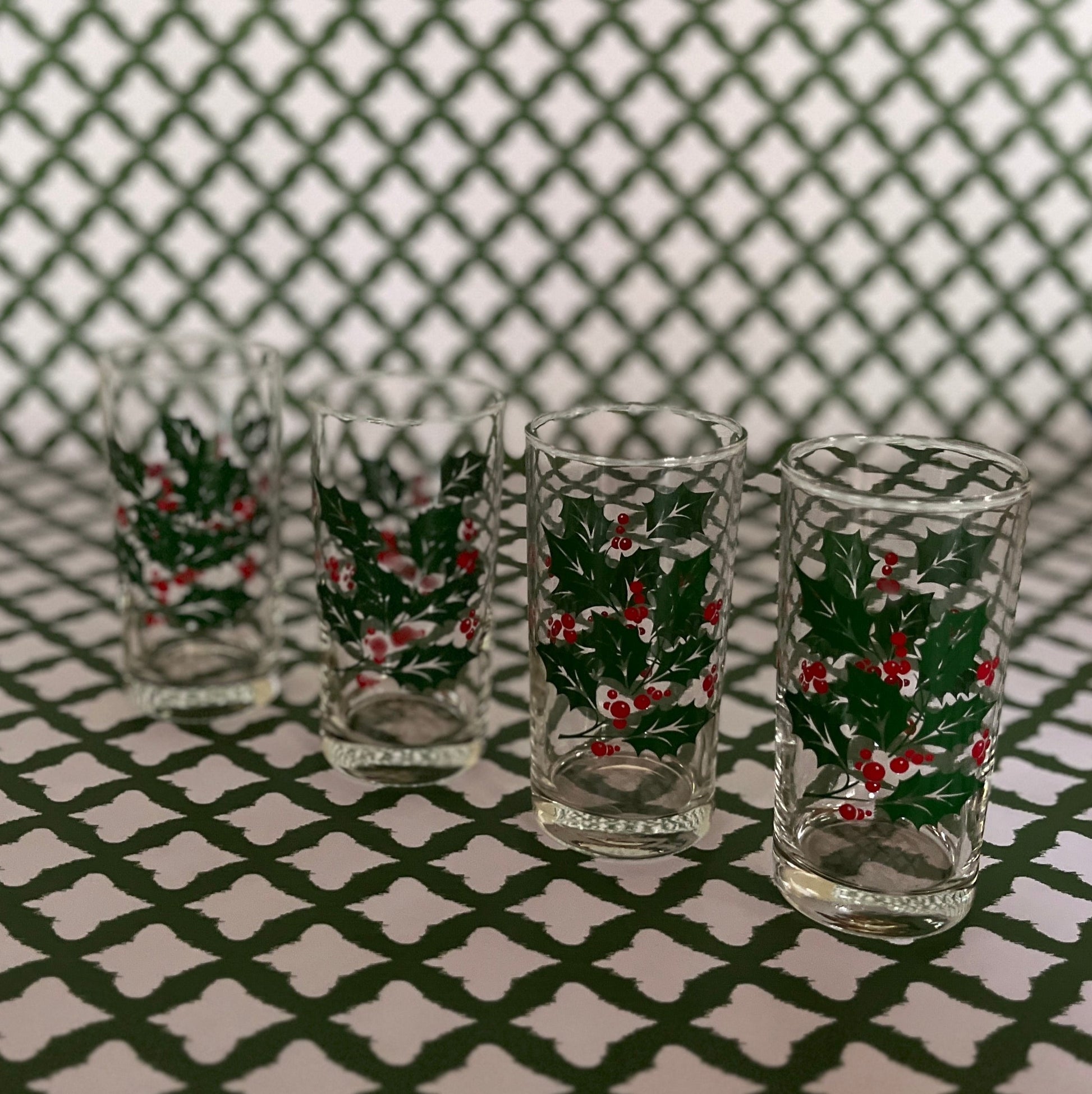 Vintage High Ball Holly Drinks Glasses, Set of 8 – Madcap Cottage