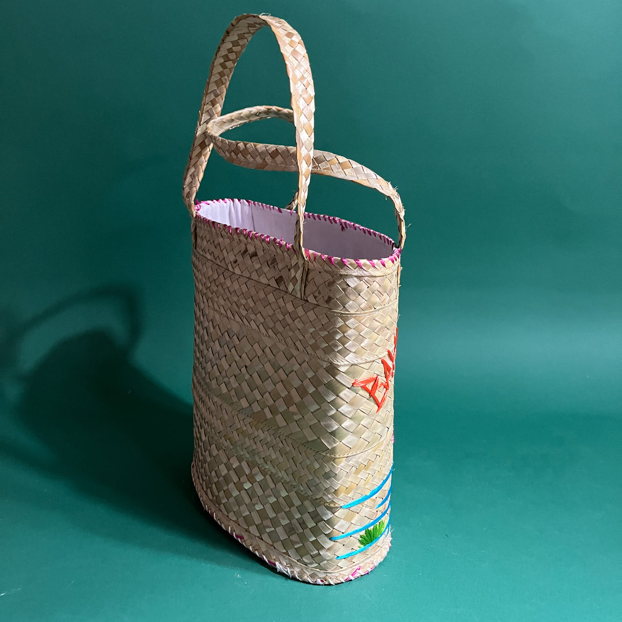 VIntage Bahamas Flamingos Straw Bucket Bag