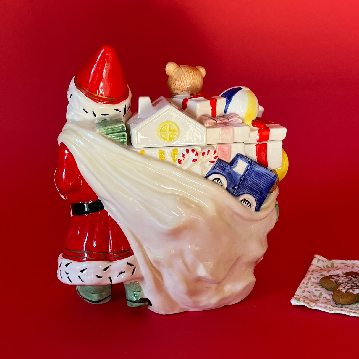 Vintage Ceramic Christmas Santa/Bags of Gifts Cookie Jar