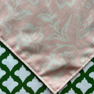 Hampton Court Shell PinkTable Runner