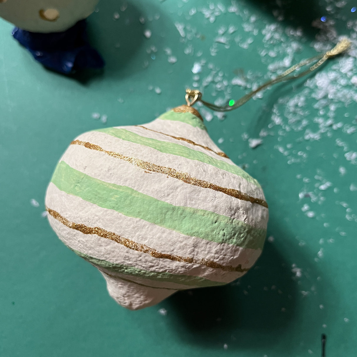 Green/White/Gold Papier-Maché Drop Christmas Ornaments, Set of 6