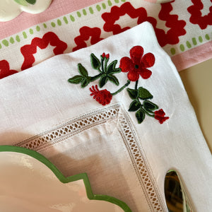 Embroidered Cottage Grove Geraniums Linen Christmas Placemat