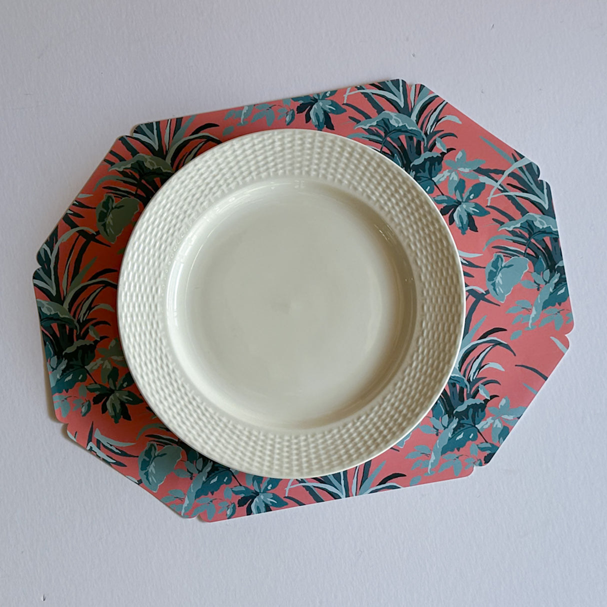 Jungle Road Octagonal Paper Placemats, Pad of 20