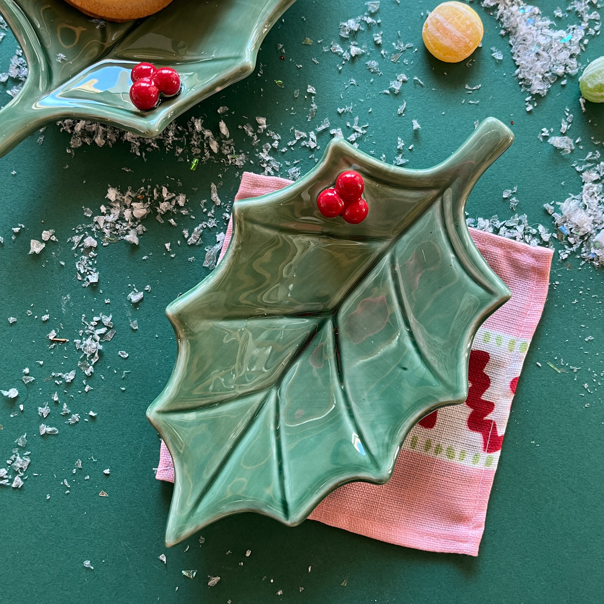 Ceramic Holly Christmas Accent Plate, Set of 4