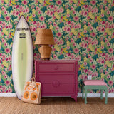 Sissinghurst Unpasted Wallpaper - Strawberry