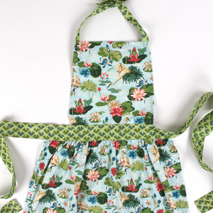 madcap cottage Meadow Club Lilies Apron close-up