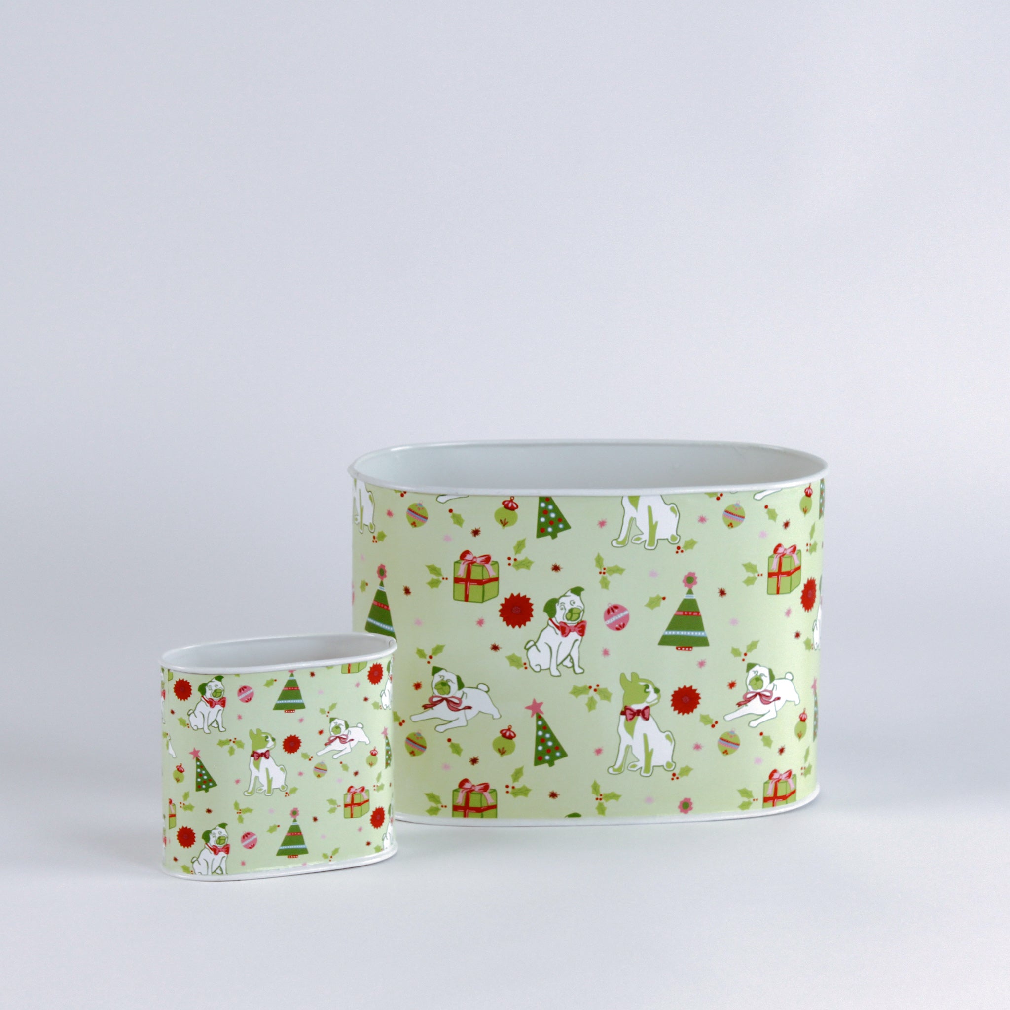 madcap cottage pug caddy set with white background