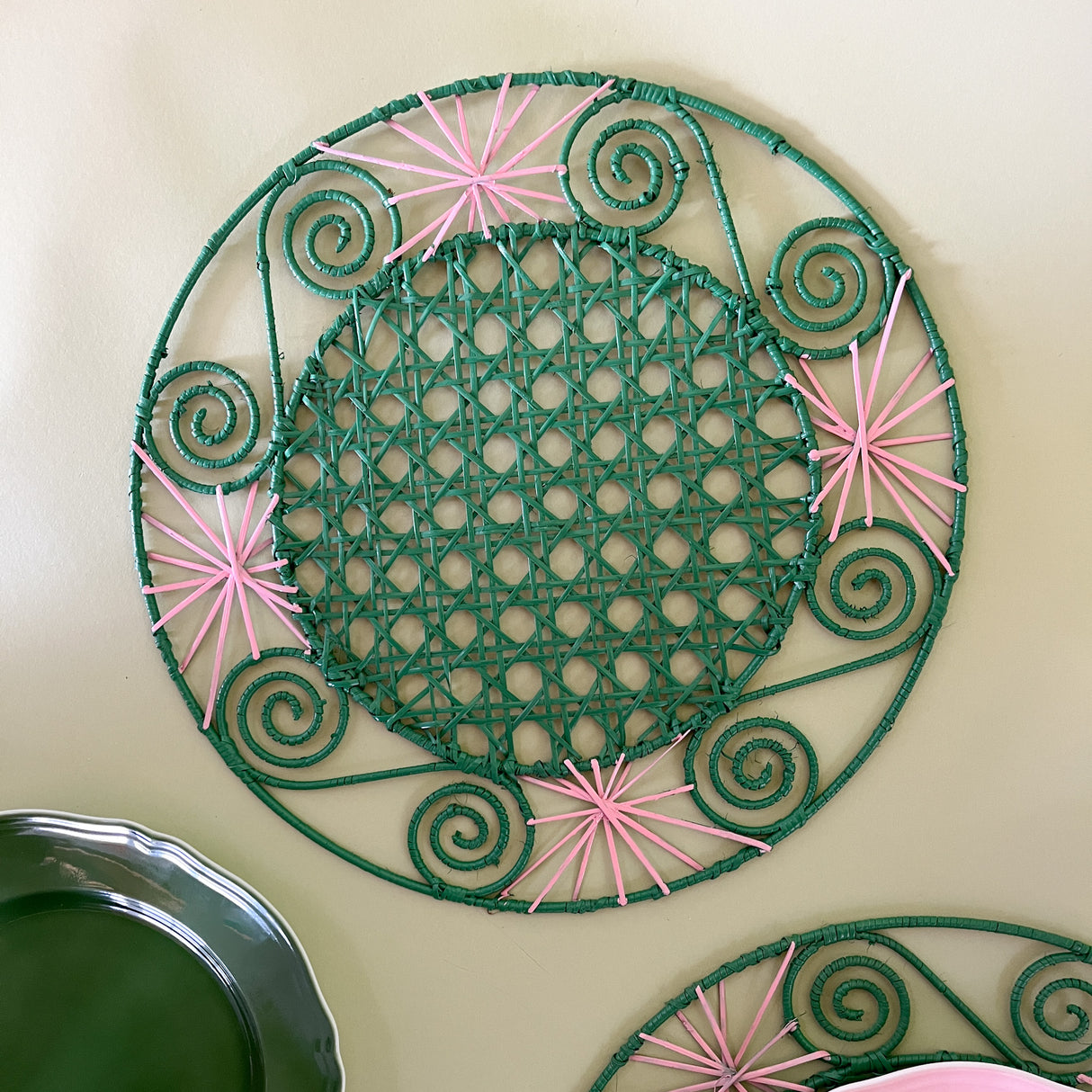 Pink/Green Hand-woven Round Rattan Placemats