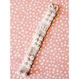 Medium White Bead-and-Shell Bracelet