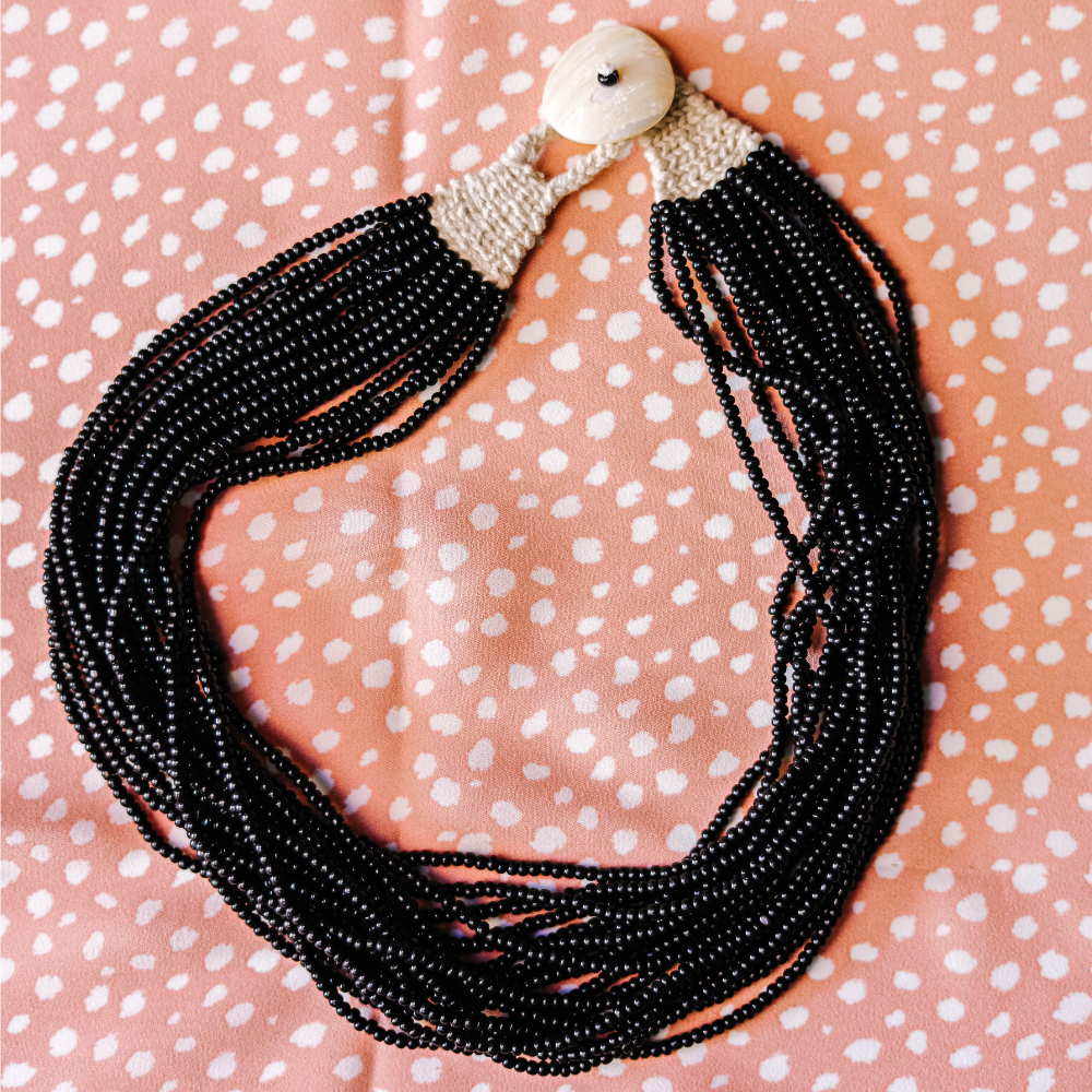 Black glass deals bead necklace