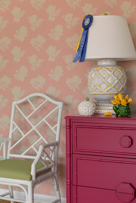 Swans Island Silhouette Shell Pink Wallpaper Sample